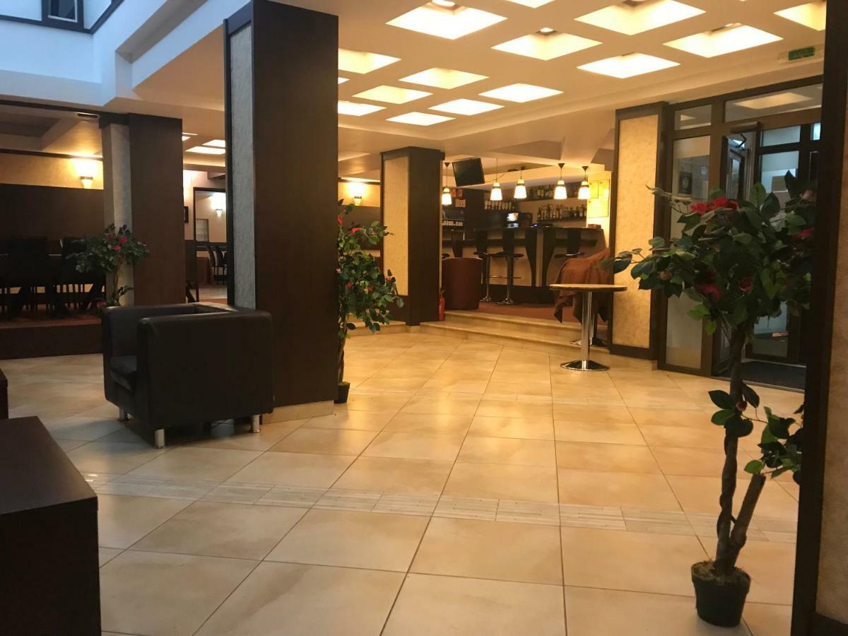 Hotel Iasicon Lacu Rosu Ngoại thất bức ảnh