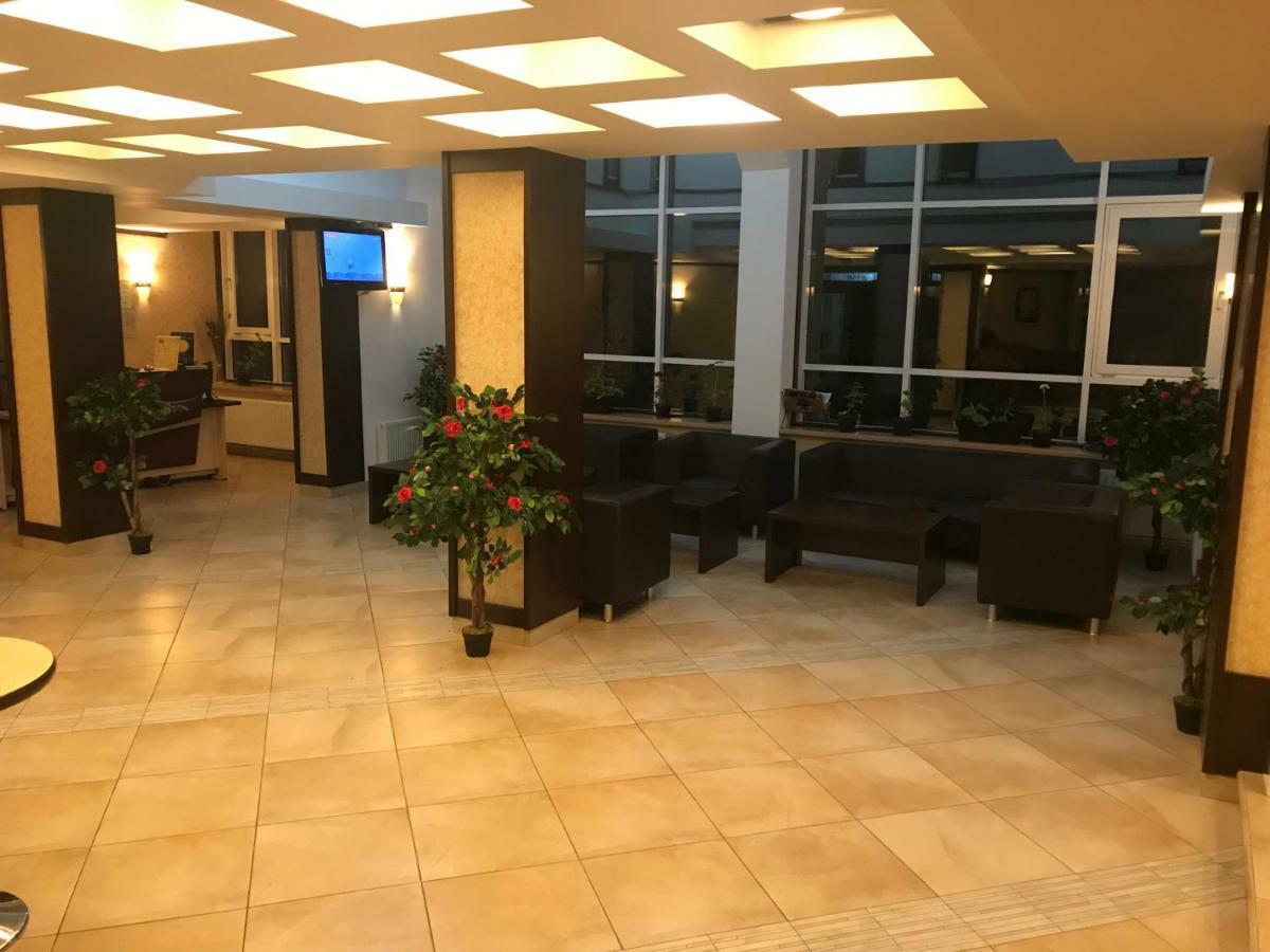 Hotel Iasicon Lacu Rosu Ngoại thất bức ảnh