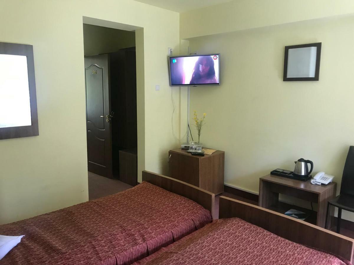 Hotel Iasicon Lacu Rosu Ngoại thất bức ảnh